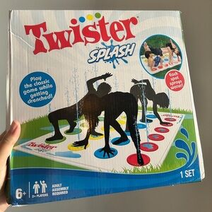 Twister Splash Water Game – NIB (New in Box)